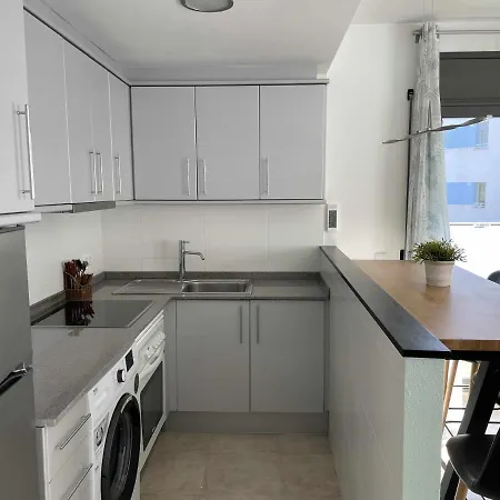 Solarium Con Terraza A 5 Minutos De La Playa *