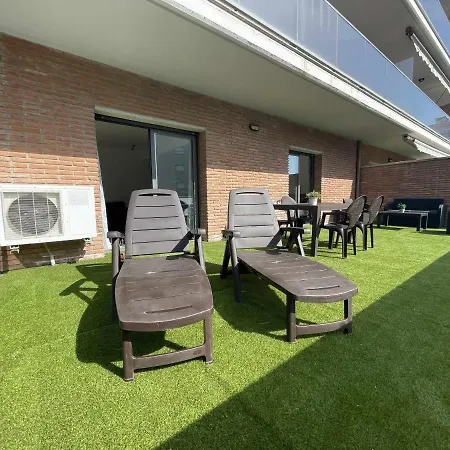 Solarium Con Terraza A 5 Minutos De La Playa *