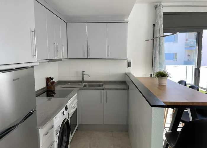 Solarium Con Terraza A 5 Minutos De La Playa *